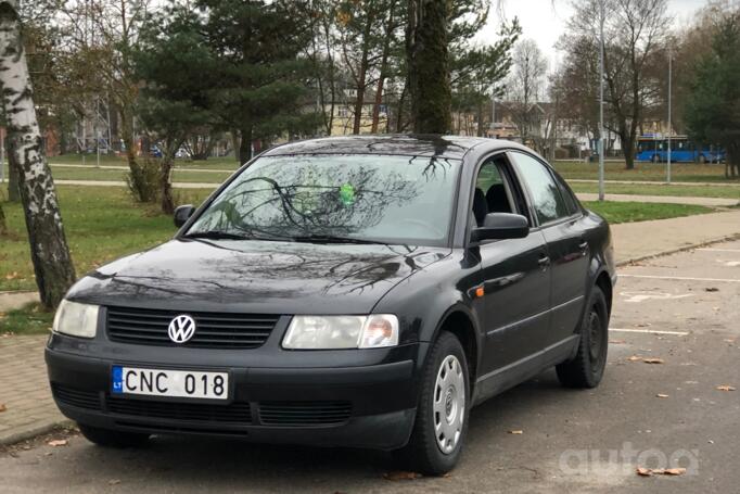 Volkswagen Passat B5 Sedan 4-doors