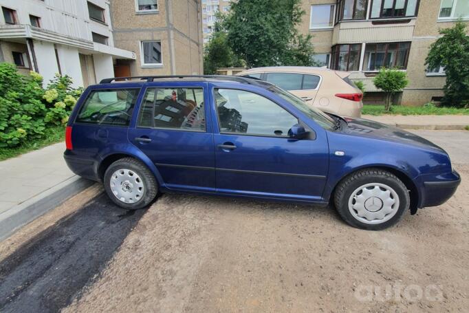 Volkswagen Golf 4 generation wagon