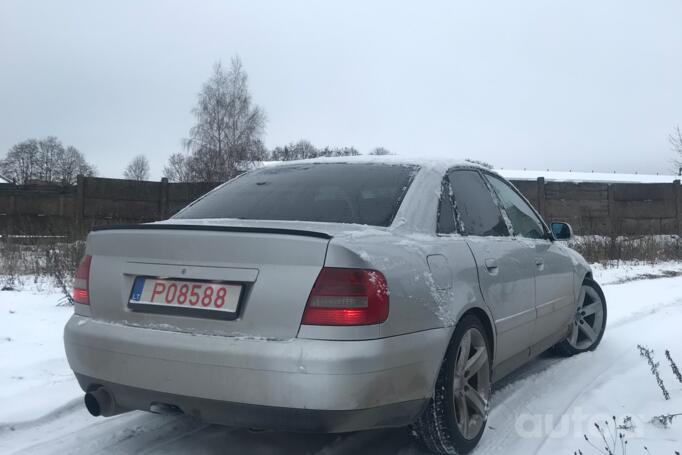 Audi A4 B5 [restyling] Sedan