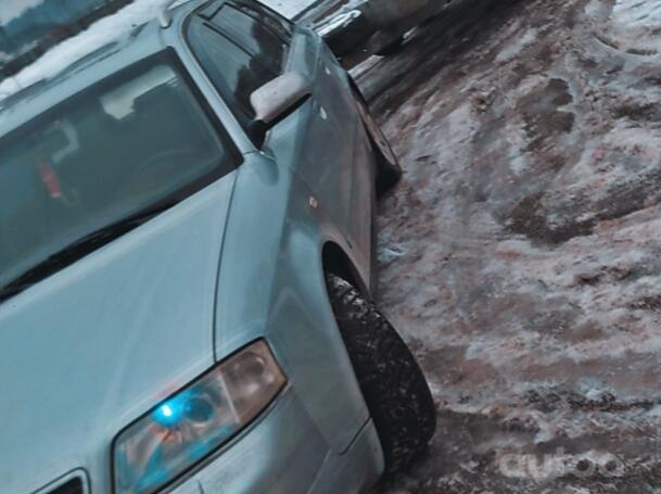 Audi A6 4B/C5 wagon 5-doors