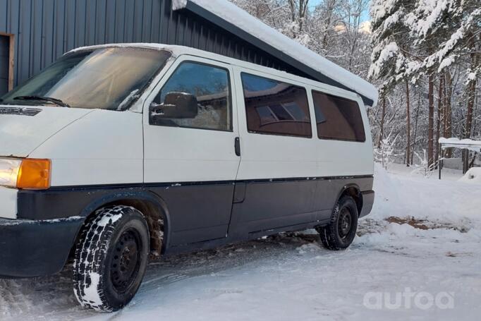 Volkswagen Transporter T4 Minivan 4-doors