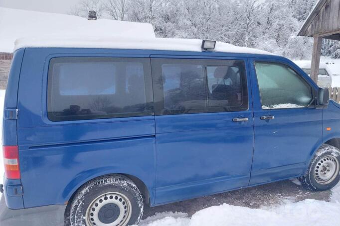 Volkswagen Transporter T5 Minivan 4-doors