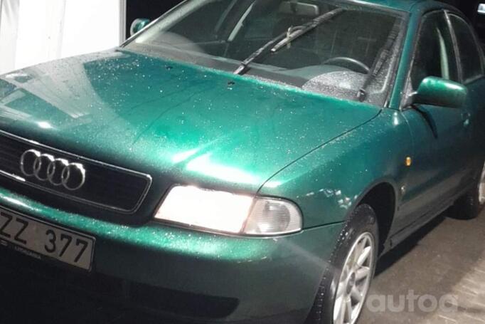 Audi A4 B5 [restyling] Sedan