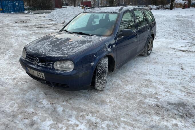 Volkswagen Golf 4 generation wagon
