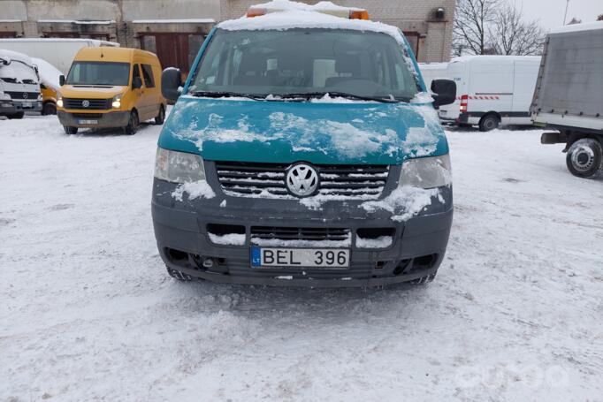 Volkswagen Transporter T5 Minivan 4-doors