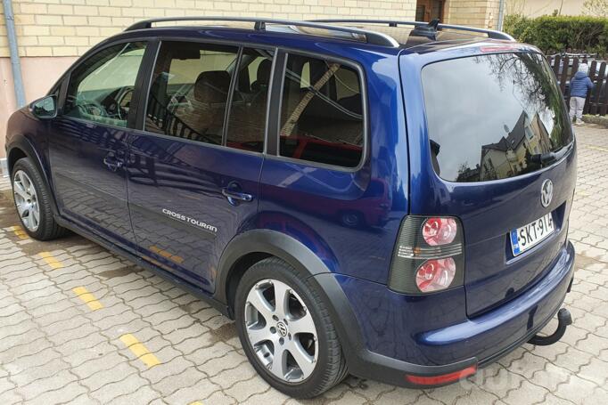 Volkswagen Touran 1 generation [restyling] Cross minivan 5-doors
