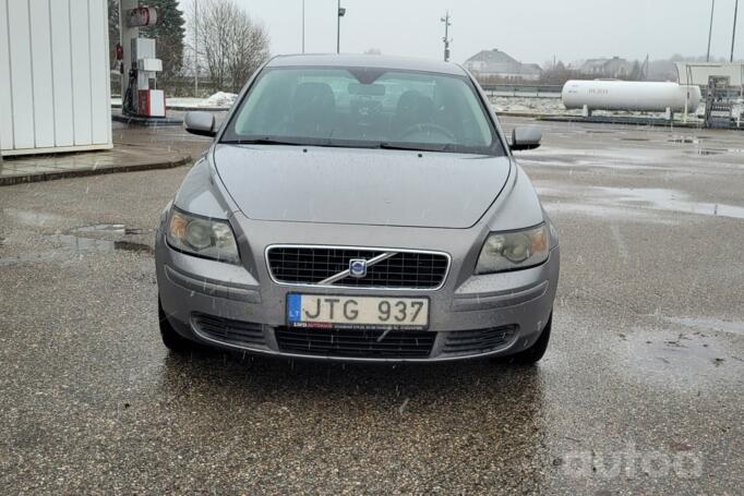 Volvo S40 2 generation Sedan