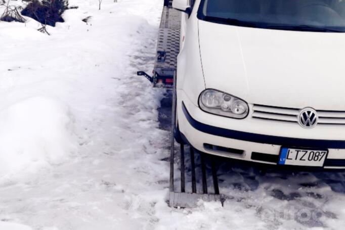 Volkswagen Golf 4 generation wagon
