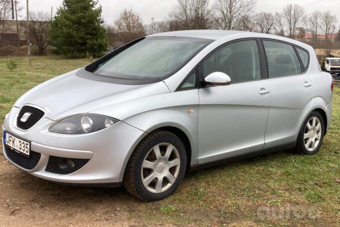 SEAT Toledo 3 generation Hatchback