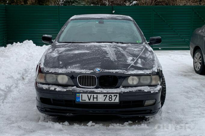 BMW 5 Series E39 Sedan 4-doors
