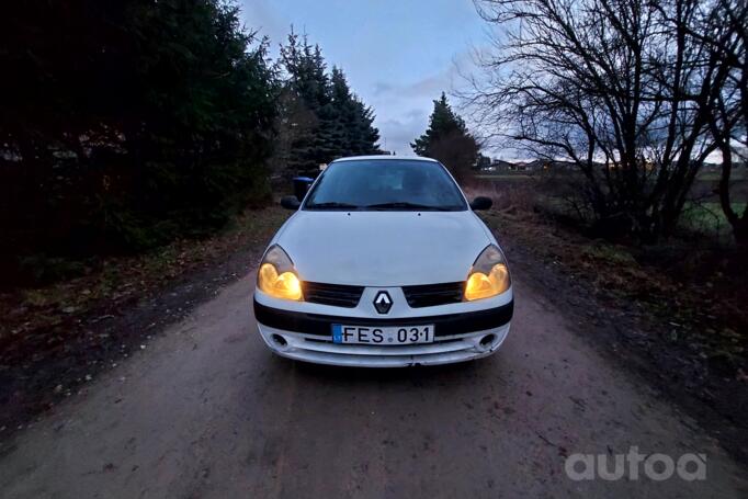 Renault Clio 2 generation Hatchback 3-doors