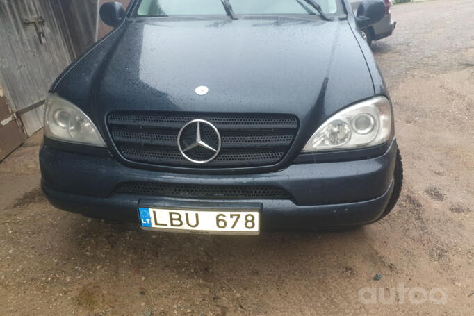 Mercedes-Benz M-Class W163 Crossover 5-doors