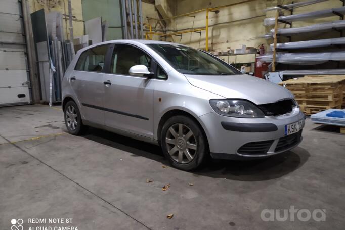 Volkswagen Golf Plus 1 generation
