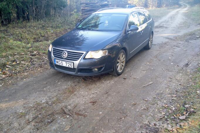 Volkswagen Passat B6 wagon 5-doors