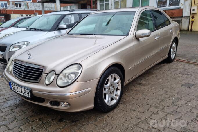 Mercedes-Benz E-Class W211 Sedan