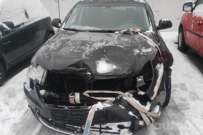 Skoda Superb 2 generation Combi wagon