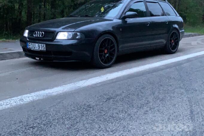 Audi A4 B5 [restyling] Avant wagon 5-doors