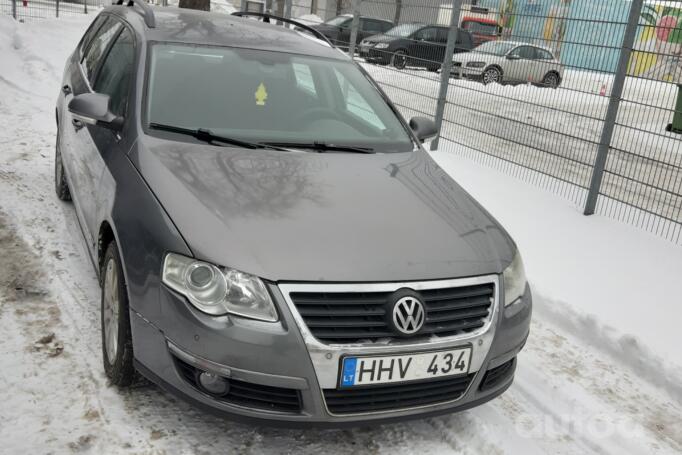 Volkswagen Passat B6 wagon 5-doors