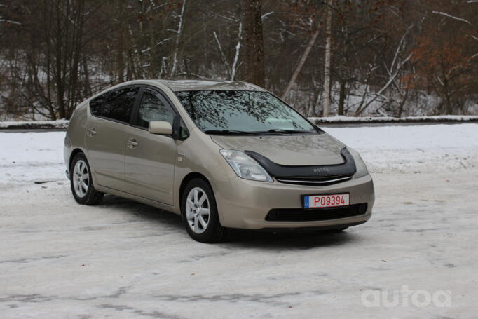 Toyota Prius 2 generation Hatchback