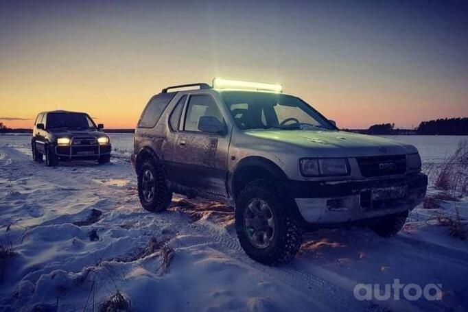 Opel Frontera B Sport SUV 3-doors