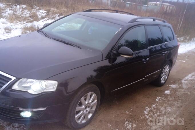 Volkswagen Passat B6 wagon 5-doors