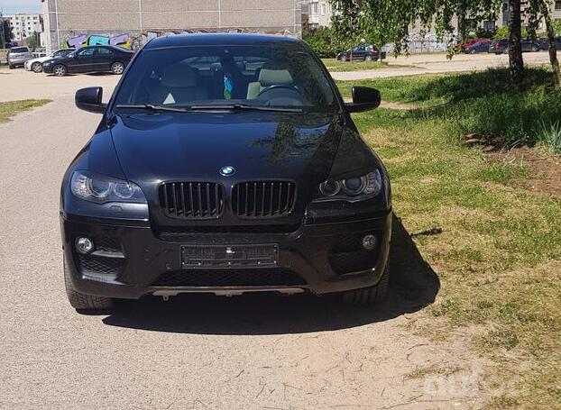 BMW X6 E71/E72 Sports Activity Coupe crossover