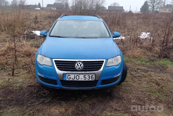 Volkswagen Passat B6 wagon 5-doors