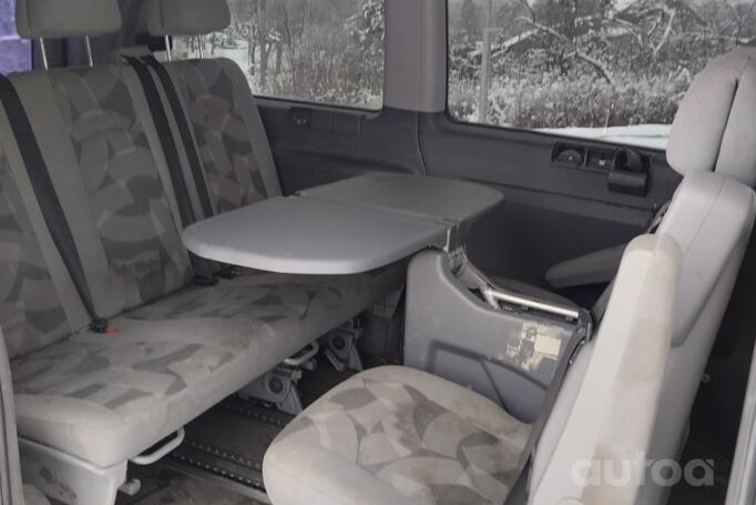 Mercedes-Benz Vito W639 Minivan 4-doors