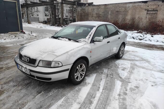 Audi A4 B5 Sedan