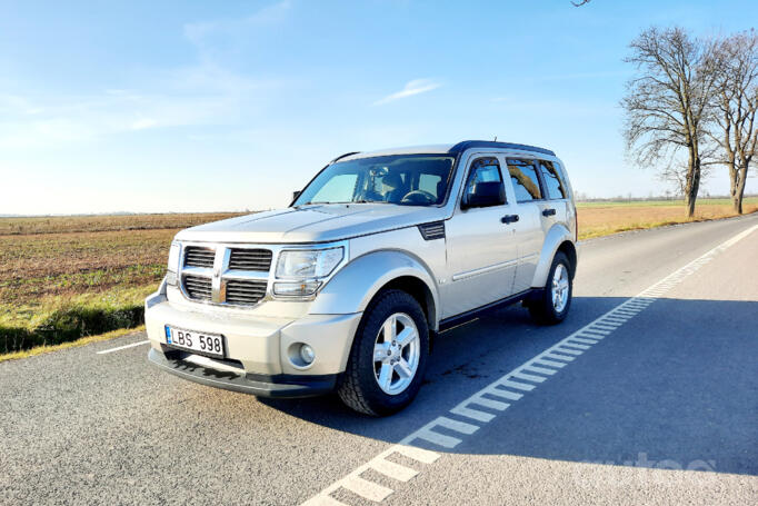Dodge Nitro 1 generation SUV
