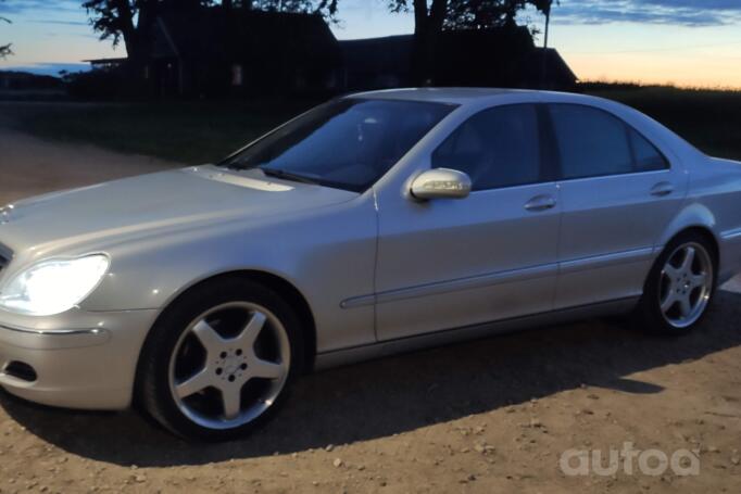 Mercedes-Benz S-Class W220 [restyling] Sedan 4-doors