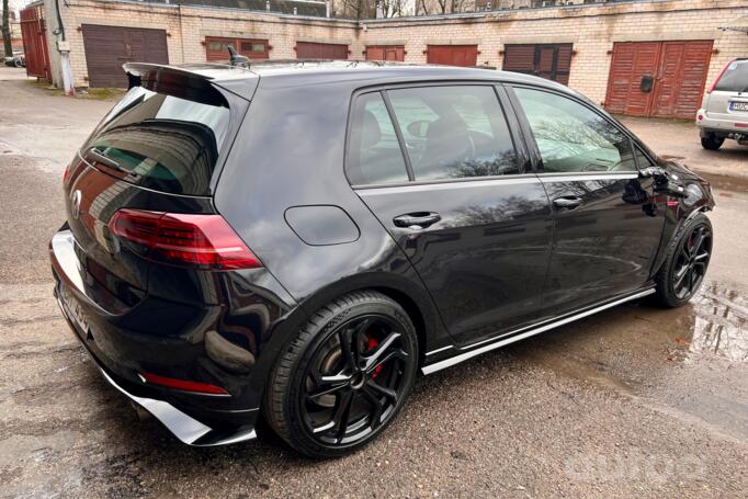 Volkswagen Golf GTI 7 generation [restyling]