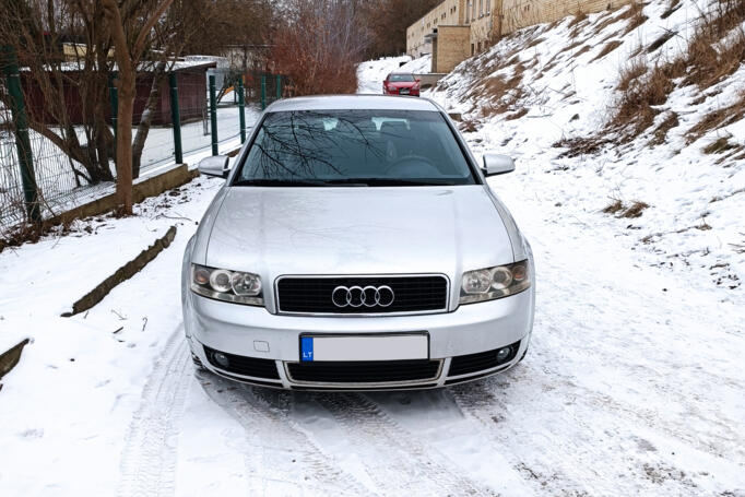 Audi A4 B6 Sedan