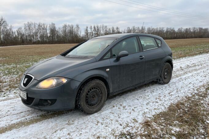 SEAT Leon 2 generation Hatchback 5-doors