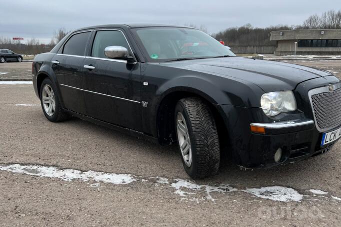 Chrysler 300C 1 generation Sedan 4-doors