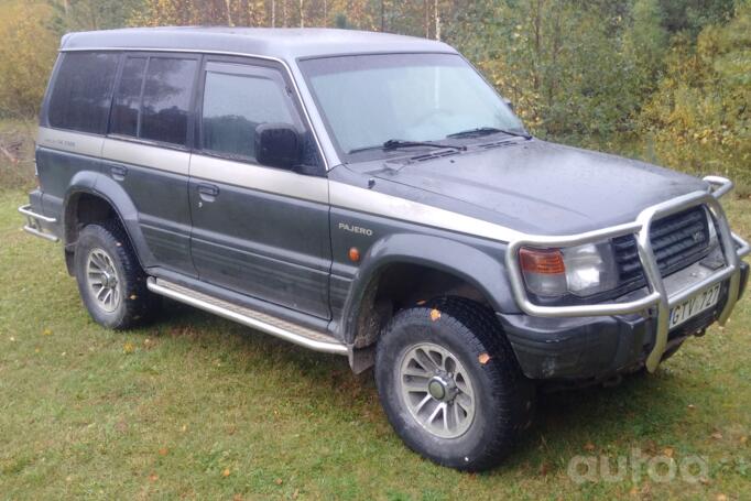 Mitsubishi Pajero 2 generation Semi High Roof Wagon SUV 5-doors