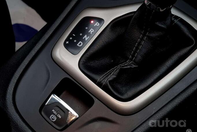 Jeep Cherokee KL SUV 5-doors