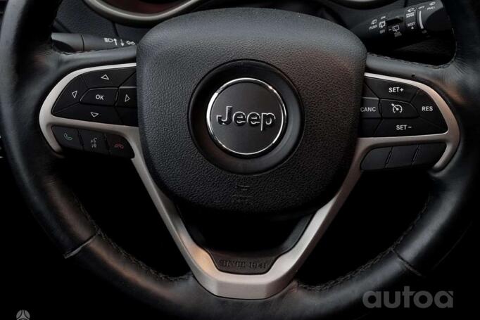 Jeep Cherokee KL SUV 5-doors