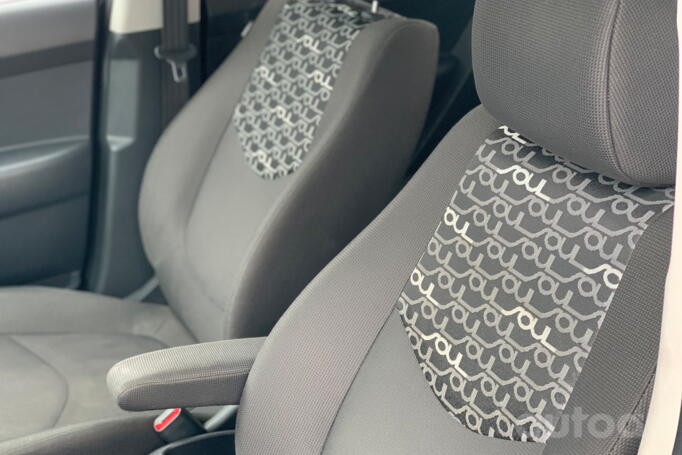 Kia Soul 1 generation Hatchback