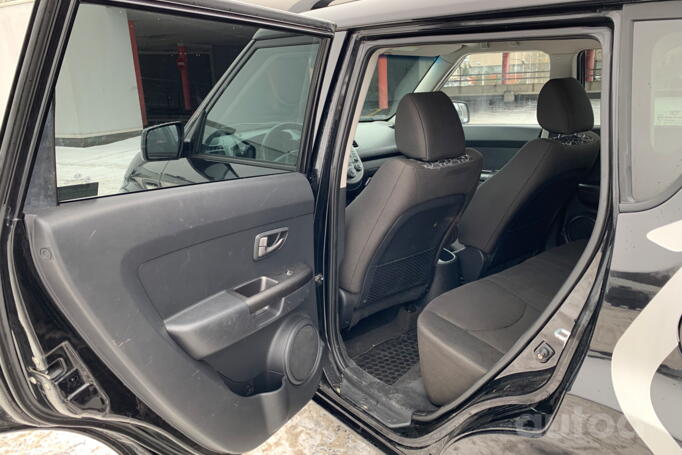 Kia Soul 1 generation Hatchback