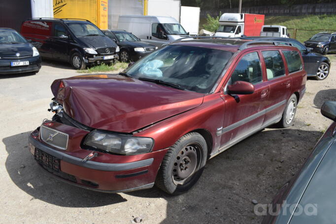 Volvo V70 1 generation wagon