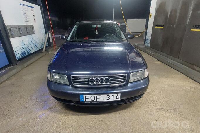Audi A4 B5 [restyling] Sedan