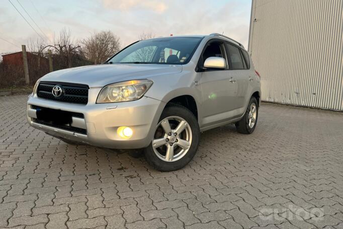 Toyota RAV4 3 generation Crossover