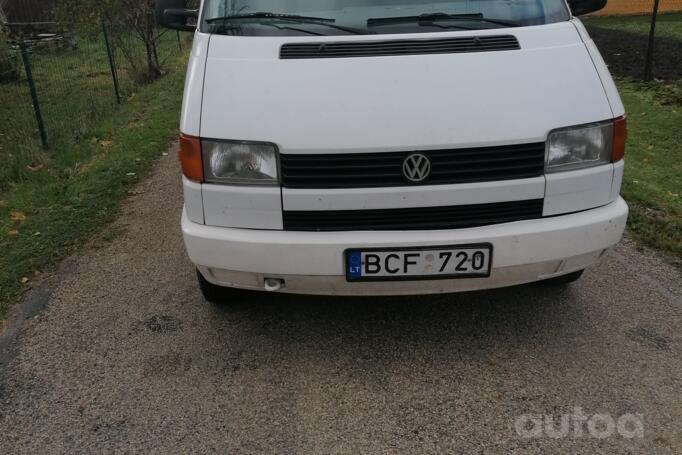 Volkswagen Caravelle T4 Minivan