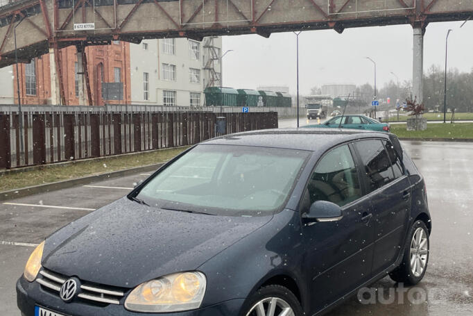 Volkswagen Golf 5 generation Hatchback 5-doors