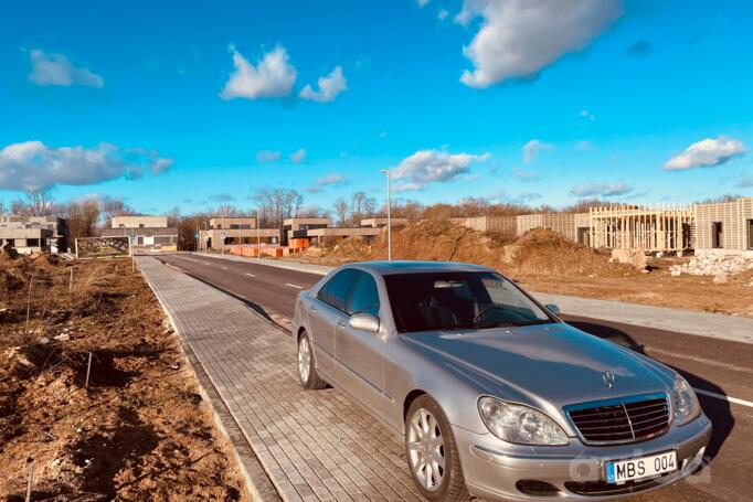 Mercedes-Benz S-Class W220 [restyling] Sedan 4-doors