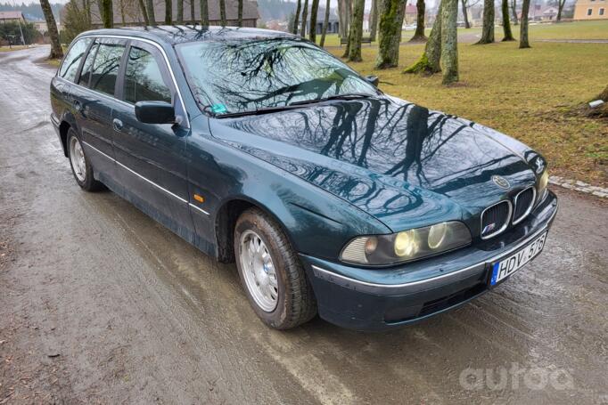 BMW 5 Series E39 Touring wagon