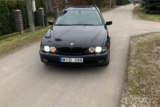 BMW 5 Series E39 Touring wagon