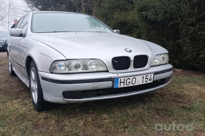 BMW 5 Series E39 Touring wagon