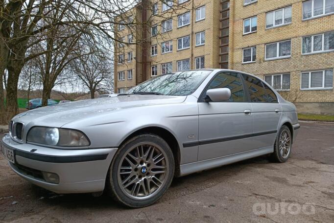 BMW 5 Series E39 Sedan 4-doors